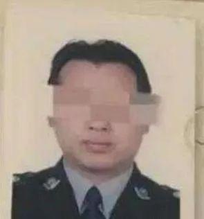 保時捷女車主一巴掌，童所長被免職，被“坑”的丈夫冤不冤？